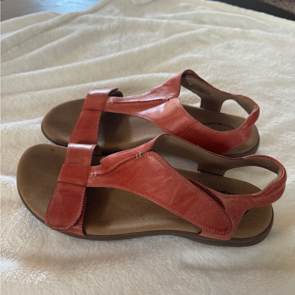 Taos “The Shoe” Size 11, Bruschetta